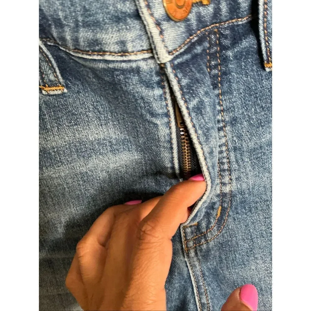 Madewell High Rise Denim Shorts | Blue in 29